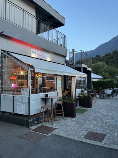 Bar 141